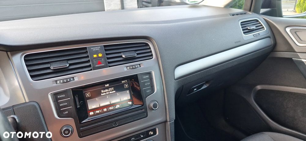 Volkswagen Golf 1.6 TDI BlueMotion Technology Lounge - 34