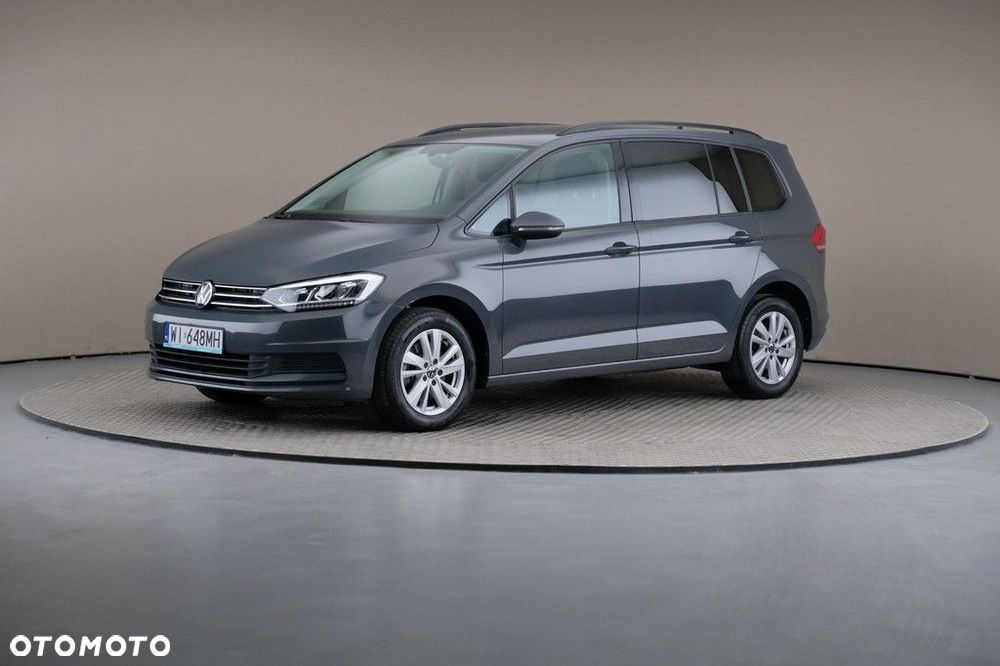 Volkswagen Touran - 1