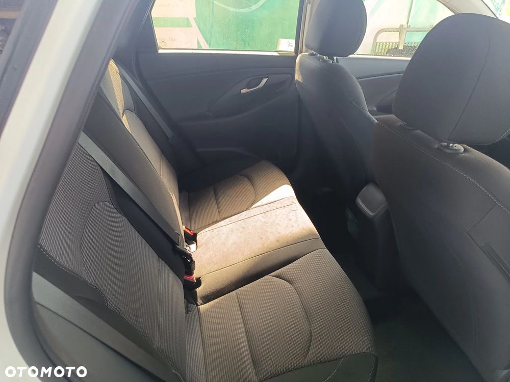 Hyundai i30 1.0 T-GDI Modern - 15
