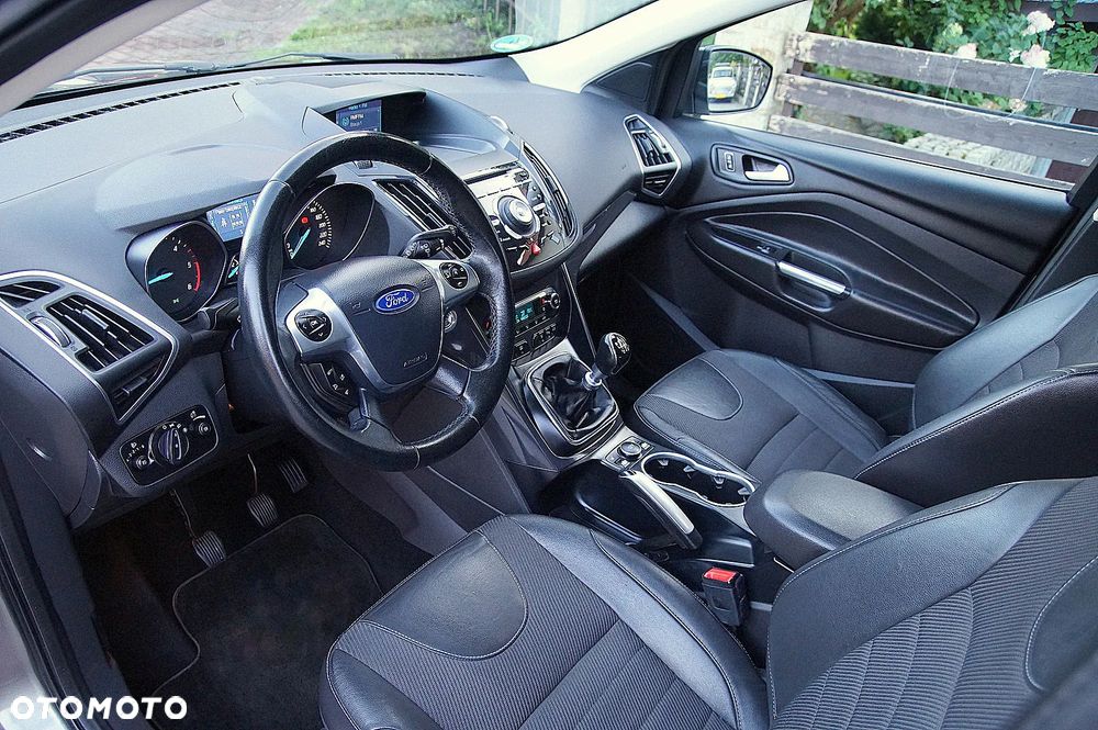 Ford Kuga 2.0 TDCi 4x4 Titanium - 11