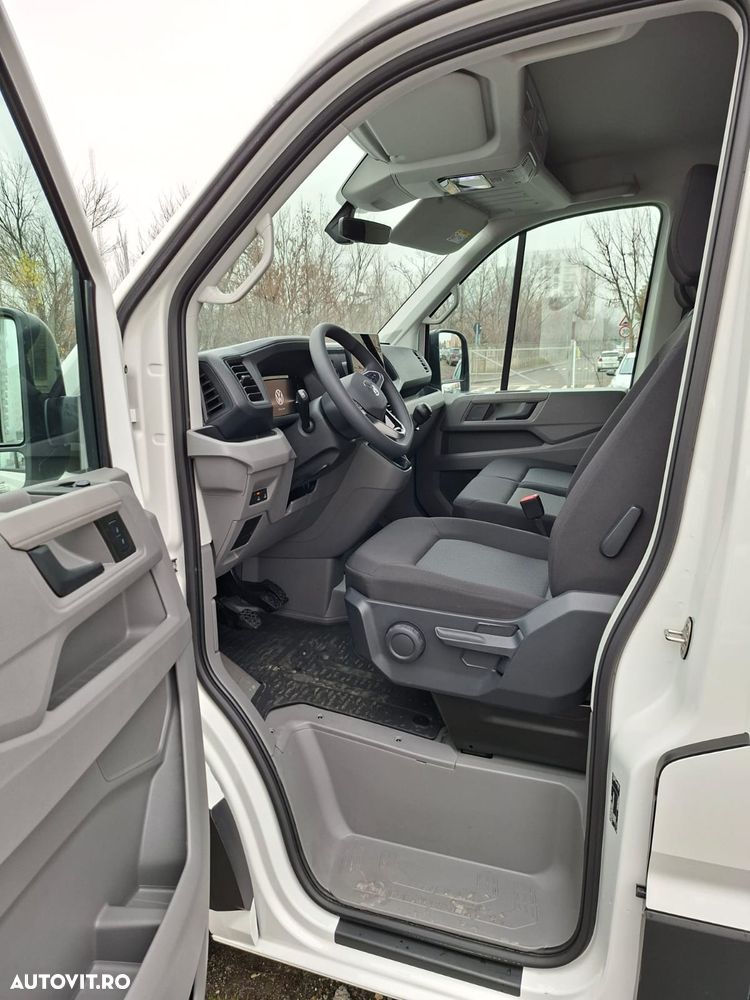 Volkswagen CRAFTER - 8