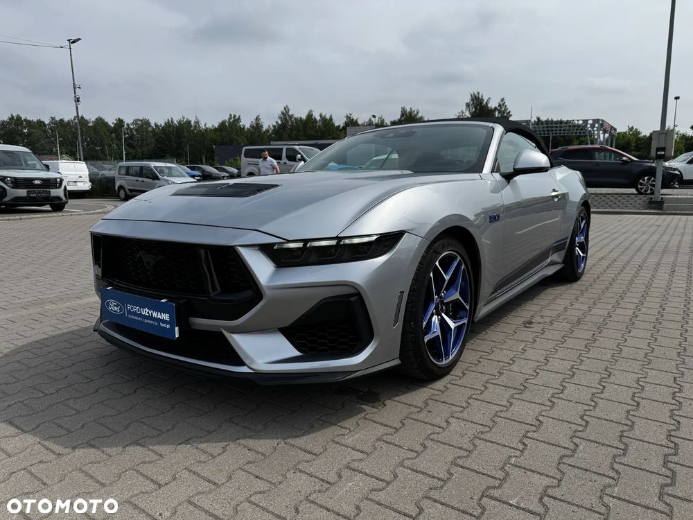 Ford Mustang - 22