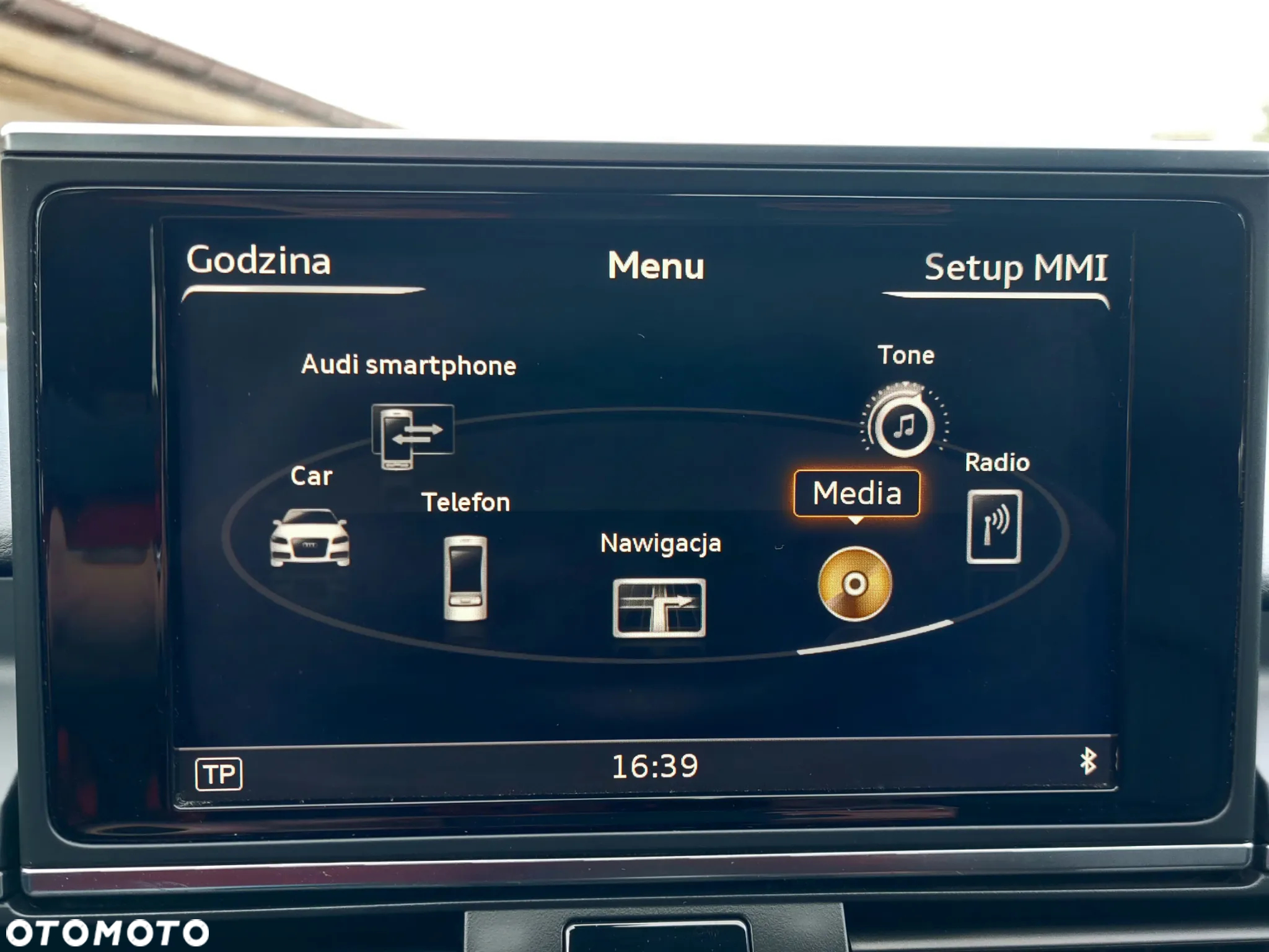 Audi A6 Avant 2.0 TDI Ultra S tronic - 36