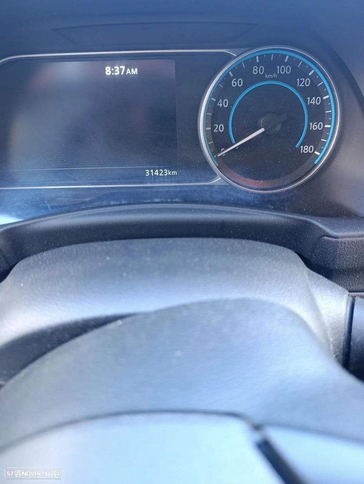 Nissan Leaf - 7