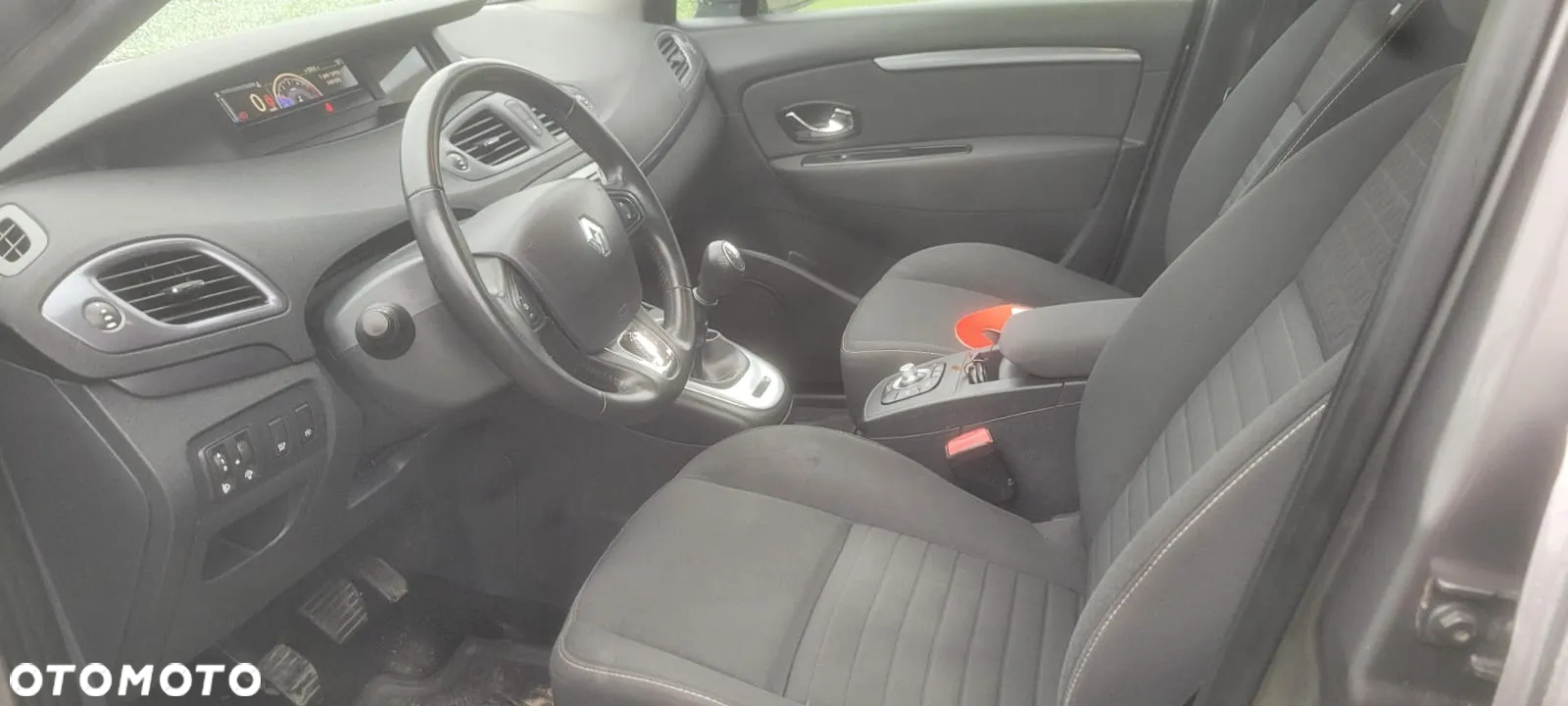 Renault Scenic 1.5 dCi Limited - 16