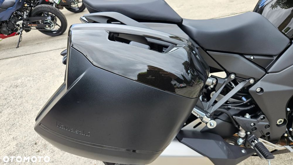 Kawasaki Ninja 1000 SX - 6