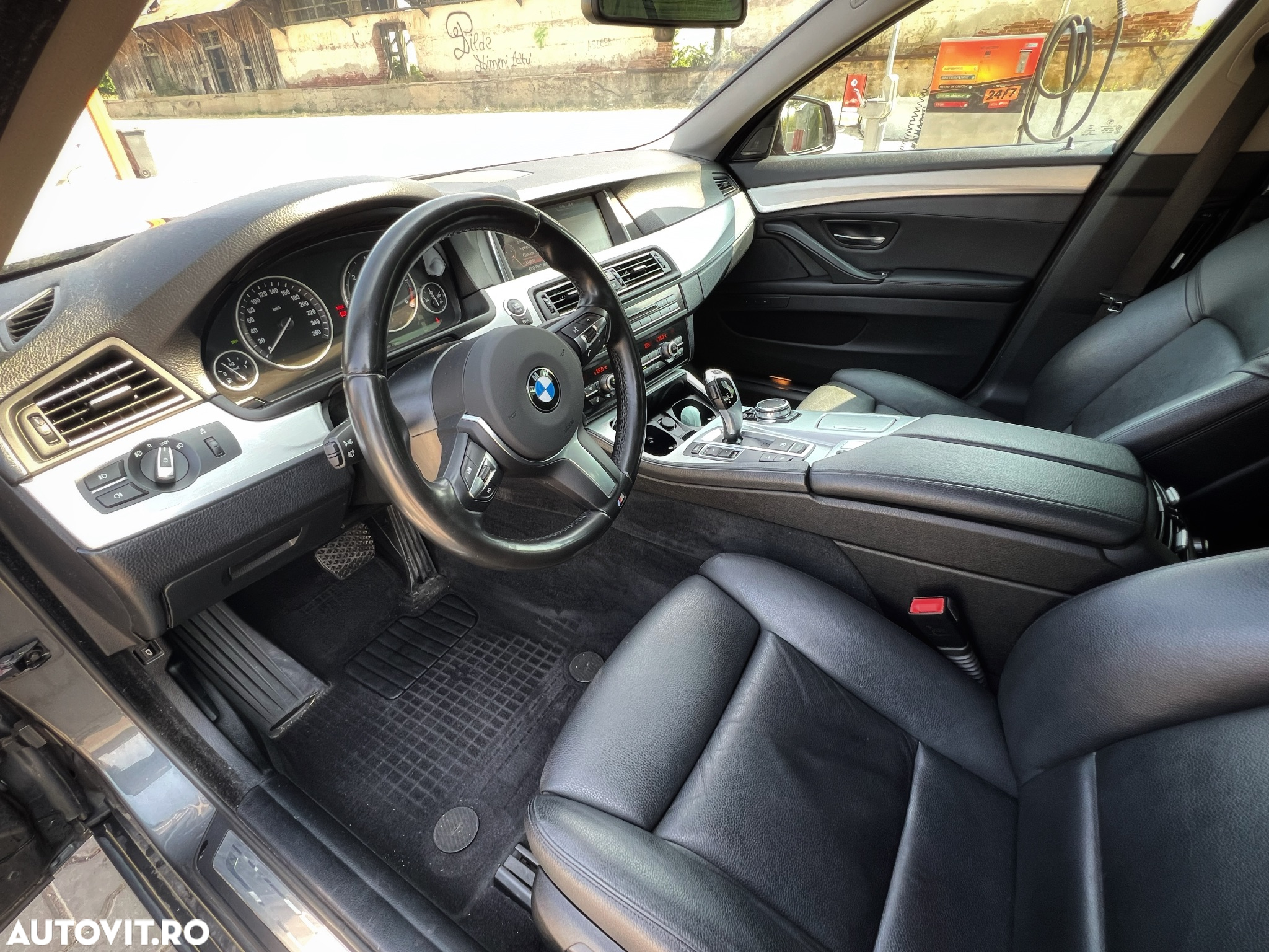 BMW Seria 5 520d xDrive Aut. Luxury Line - 10