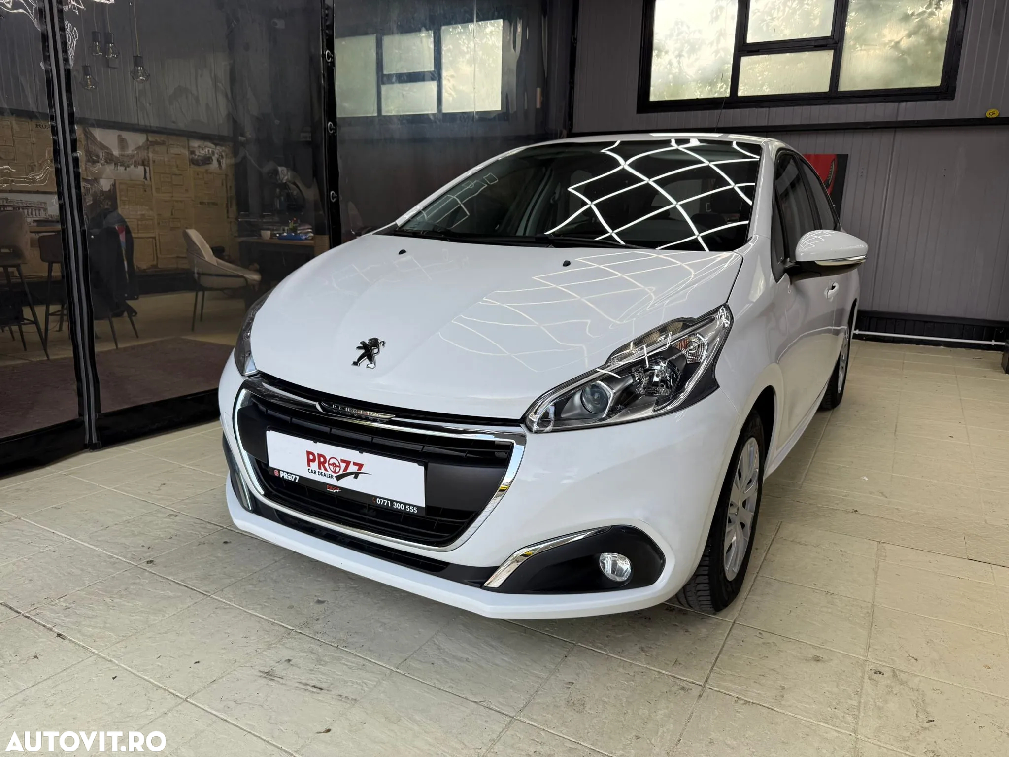 Peugeot 208 1.2 L PureTech Access - 3