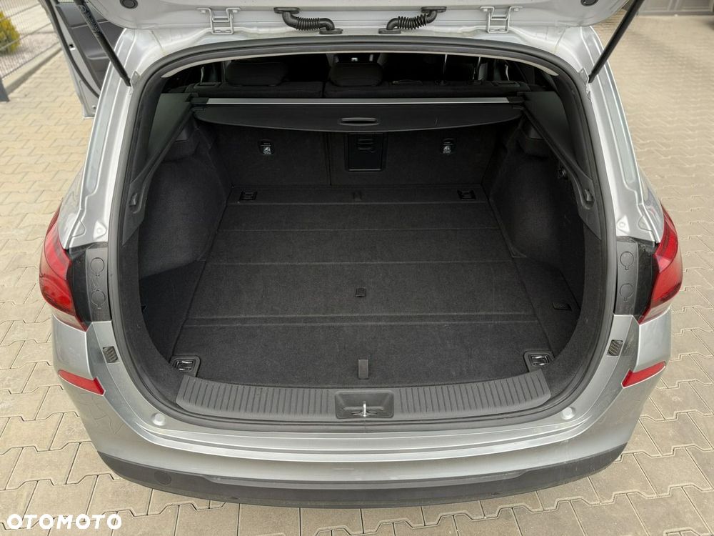 Hyundai i30 - 33