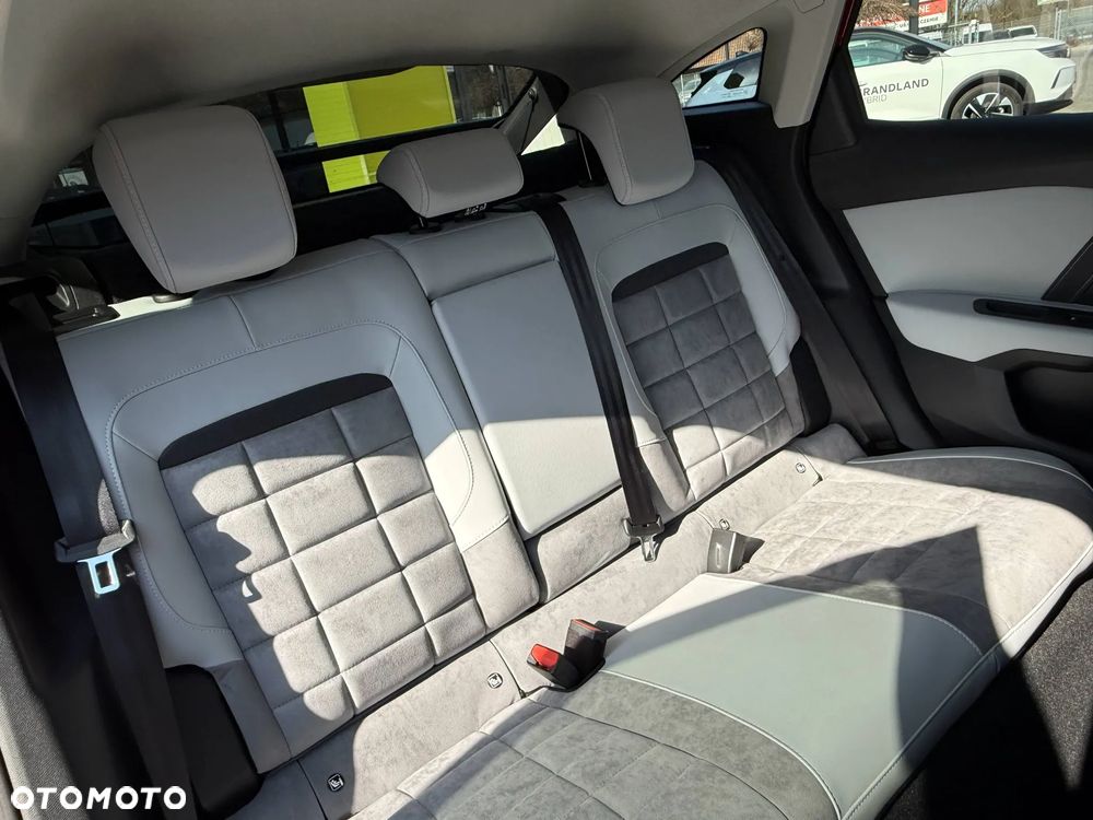 Citroën C4 1.2 mHEV Max eDCT6 - 10