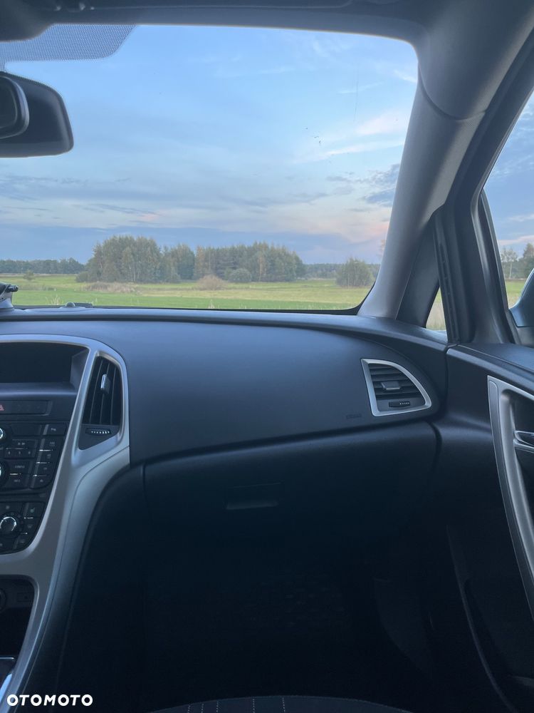 Opel Astra 1.4 Turbo - 16