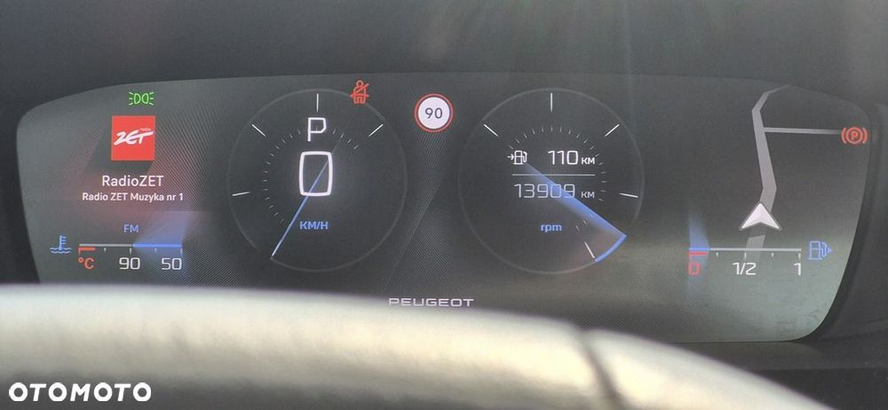Peugeot 408 1.2 PureTech Allure S&S EAT8 - 17