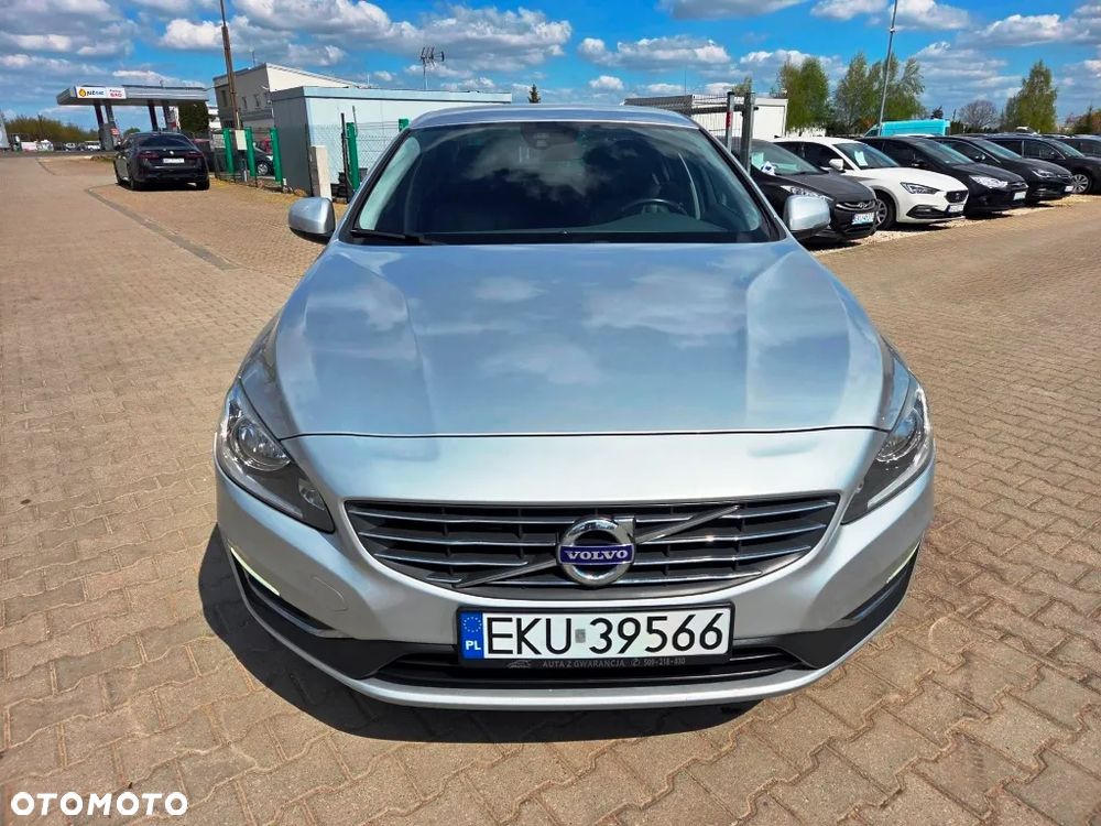 Volvo S60 D2 Drive-E Momentum - 23