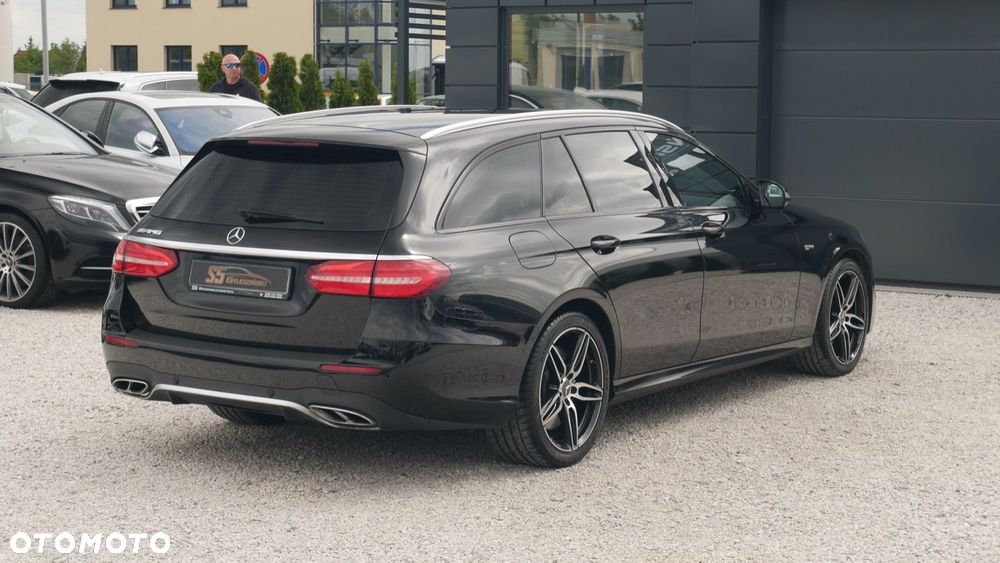 Mercedes-Benz Klasa E - 7