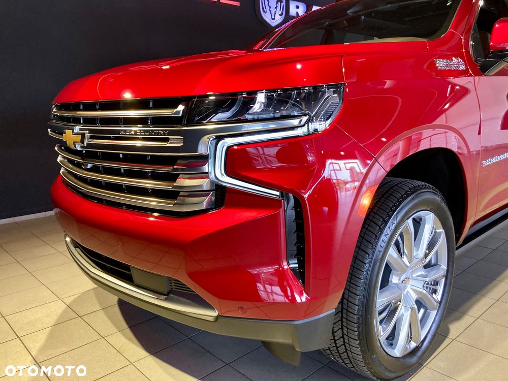 Chevrolet Suburban - 7