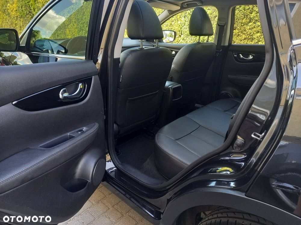 Nissan Qashqai 1.6 dCi DPF tekna - 24