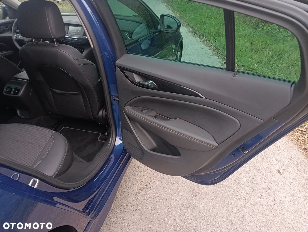 Opel Insignia 2.0 Dynamic - 16