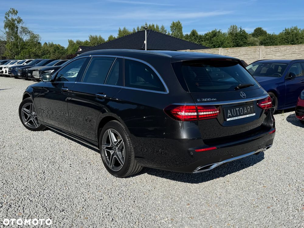 Mercedes-Benz Klasa E 300 de PHEV 4-Matic AMG 9G-Tronic - 11