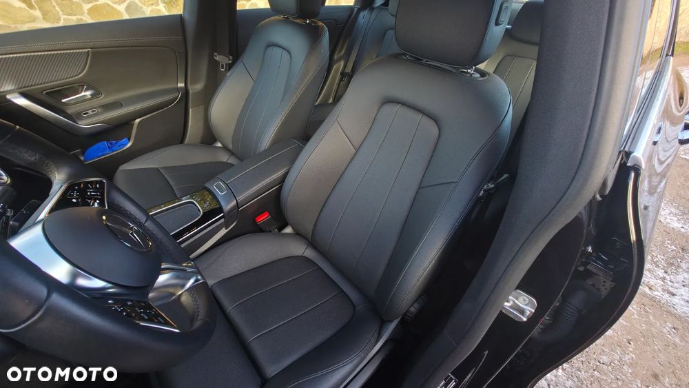 Mercedes-Benz CLA 180 d 8G-DCT Progressive - 13