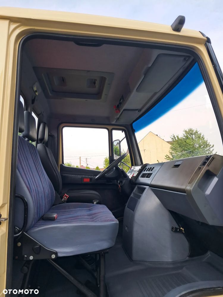 Mercedes-Benz VARIO - 26