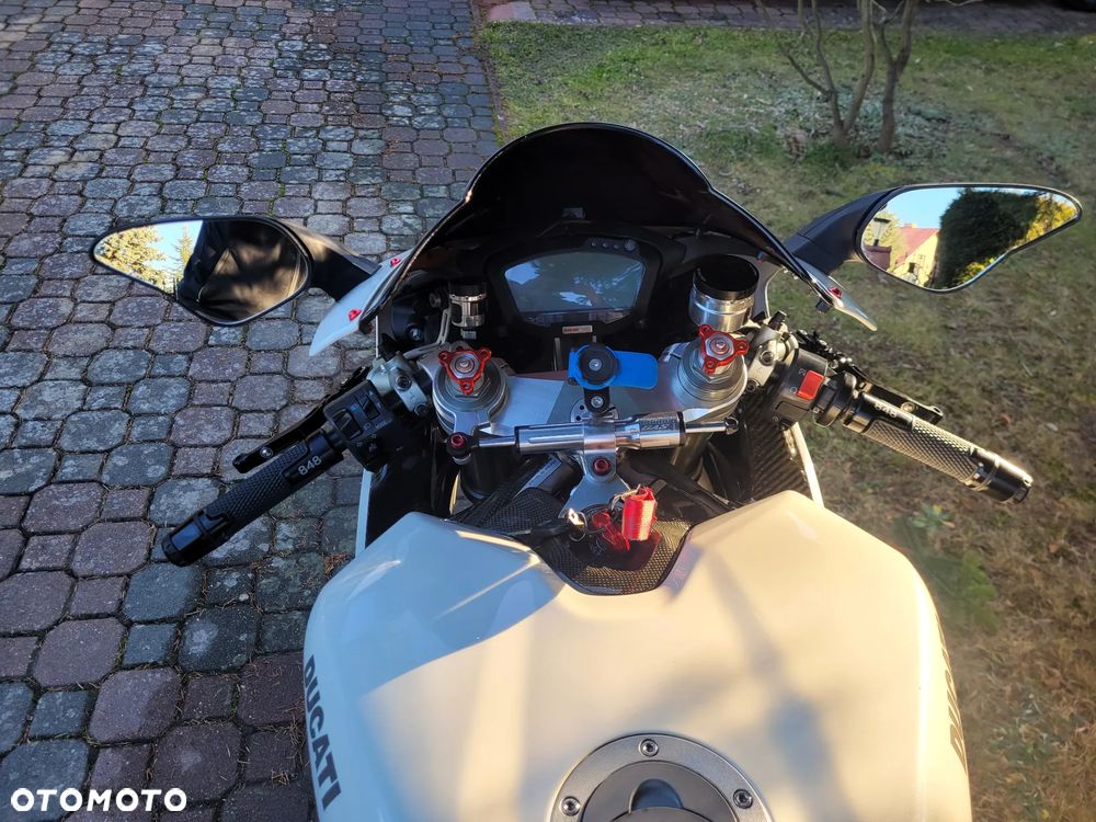 Ducati 848 - 30