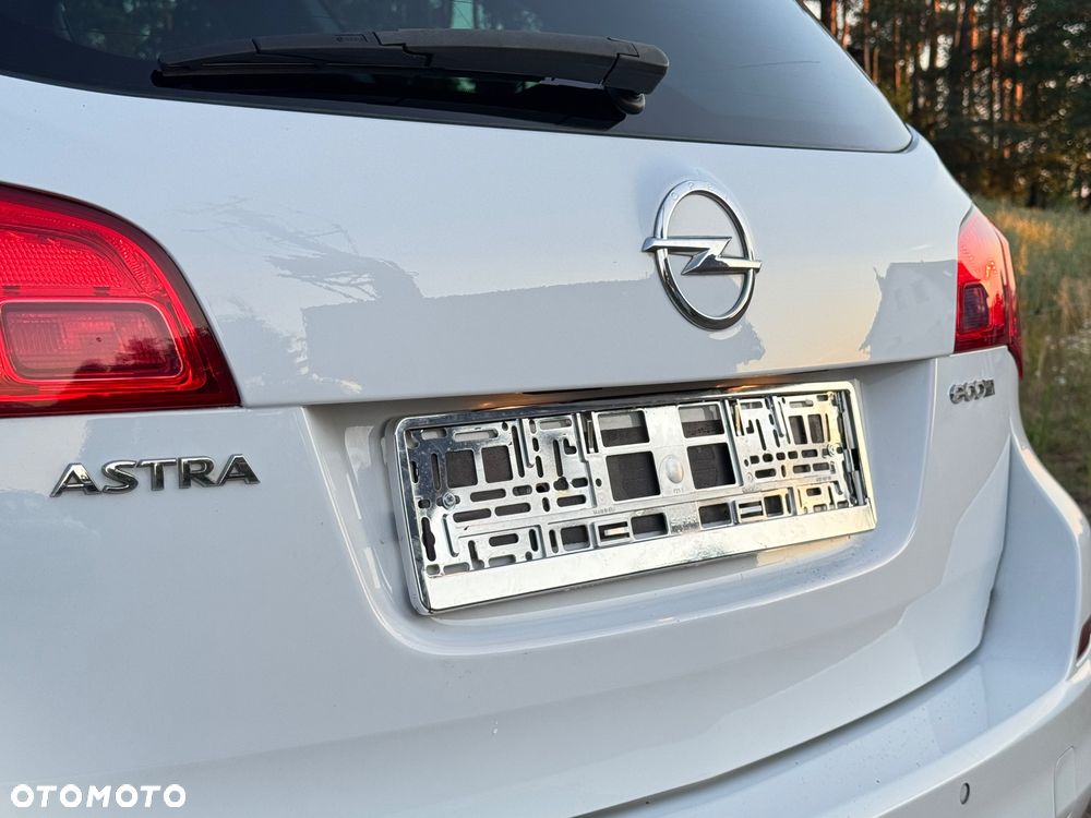 Opel Astra 1.4 T Edition 150 - 18