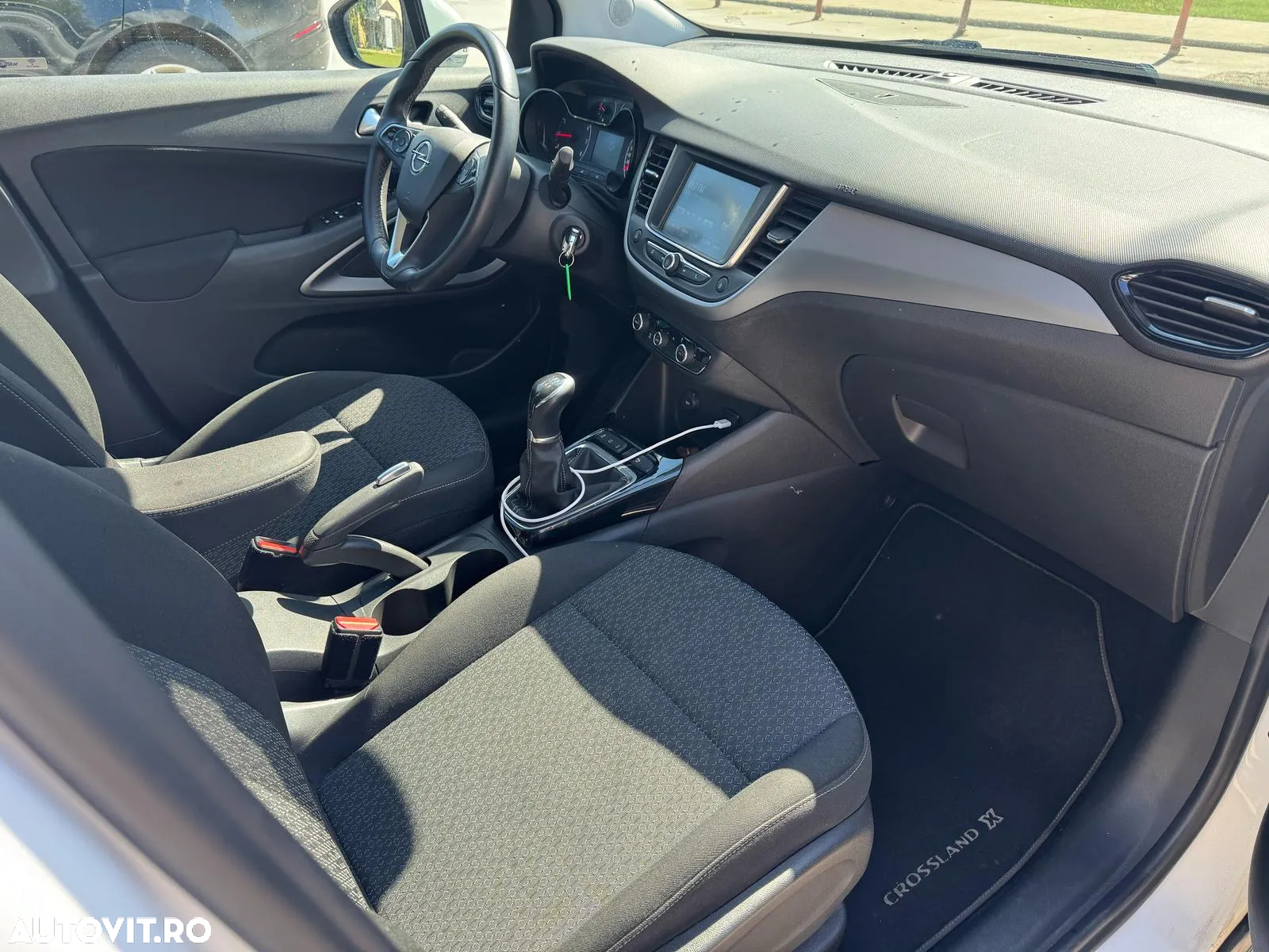 Opel Crossland X 1.2 Design Line - 12