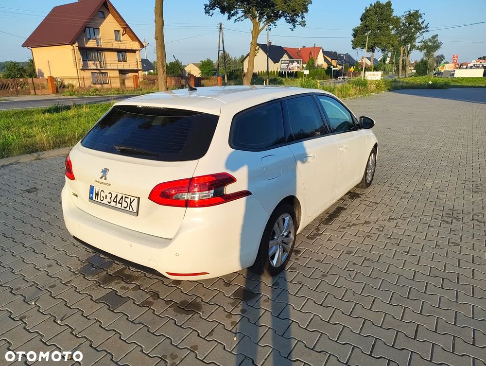 Peugeot 308 BlueHDi 130 EAT8 Stop & Start Allure - 15