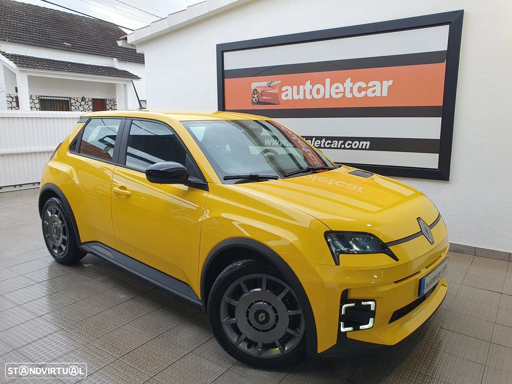 Renault 5 E-Tech R Evolution 120 Urban Range - 36