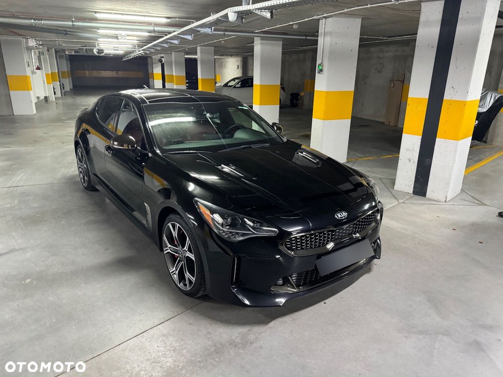 Kia Stinger - 17