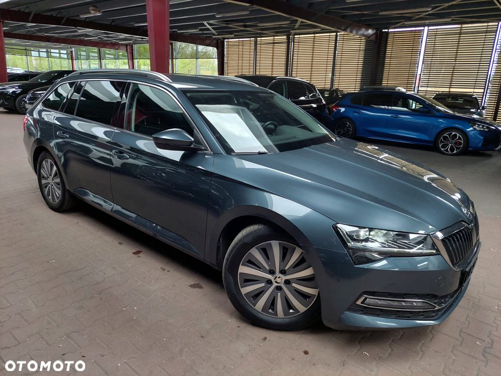 Skoda Superb 2.0 TDI SCR Active DSG - 3