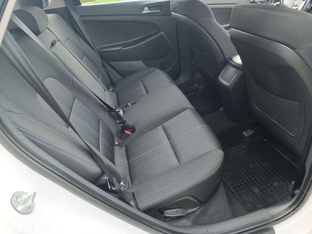 Hyundai Tucson 1.6 GDi Comfort 2WD - 21