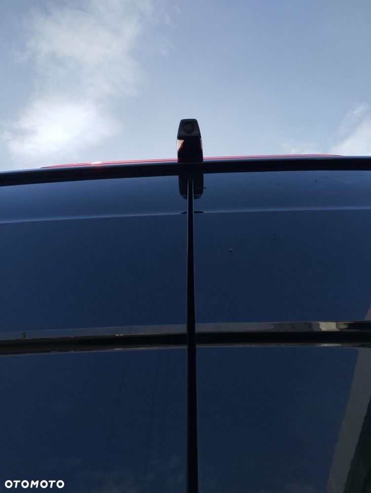 Volkswagen Crafter - 11