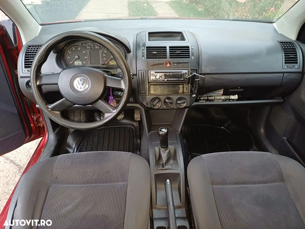 Volkswagen Polo 1.6 Trendline - 5