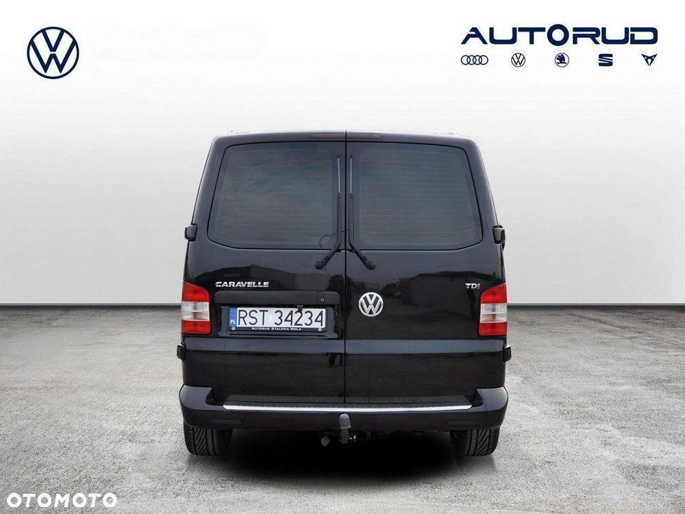 Volkswagen Caravelle - 4