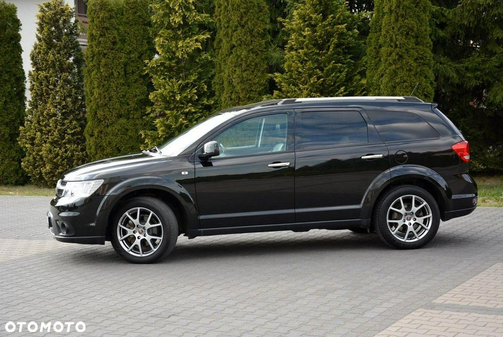 Fiat Freemont 2.0 Multijet Lounge AWD - 4
