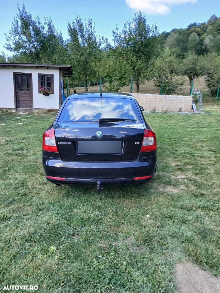 Skoda Octavia 2.0 TDI Business - 11