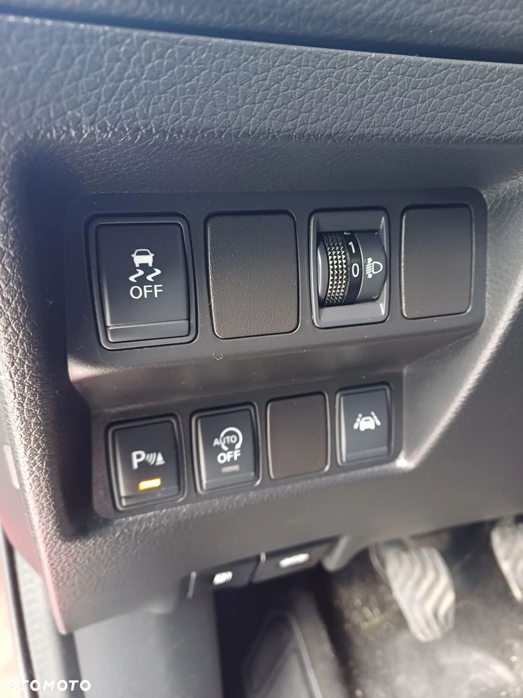 Nissan Qashqai - 11