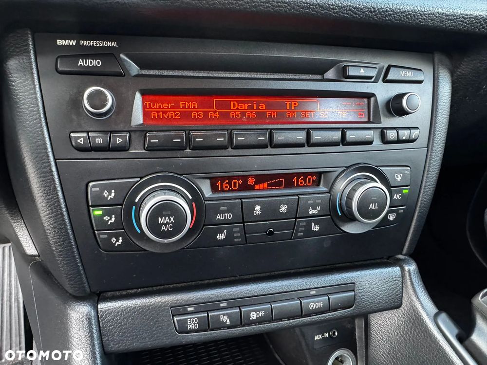 BMW X1 sDrive18d xLine - 23