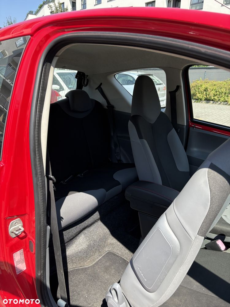 Peugeot 107 (70) 68 Active - 8
