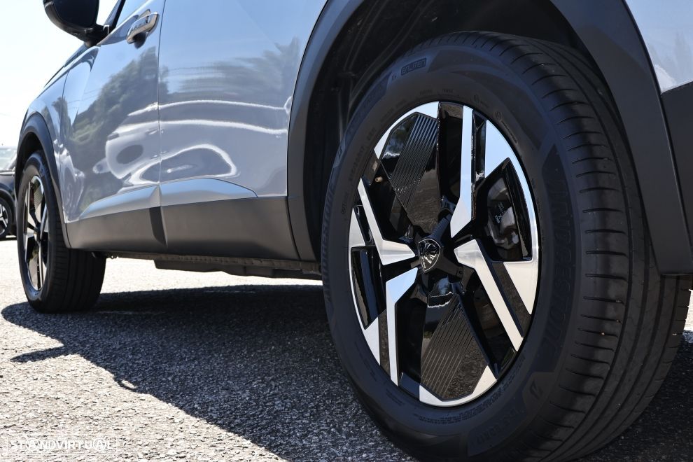 Peugeot 2008 1.2 Hybrid Allure e-DCS6 - 5