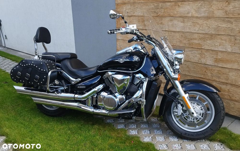 Suzuki Intruder - 2