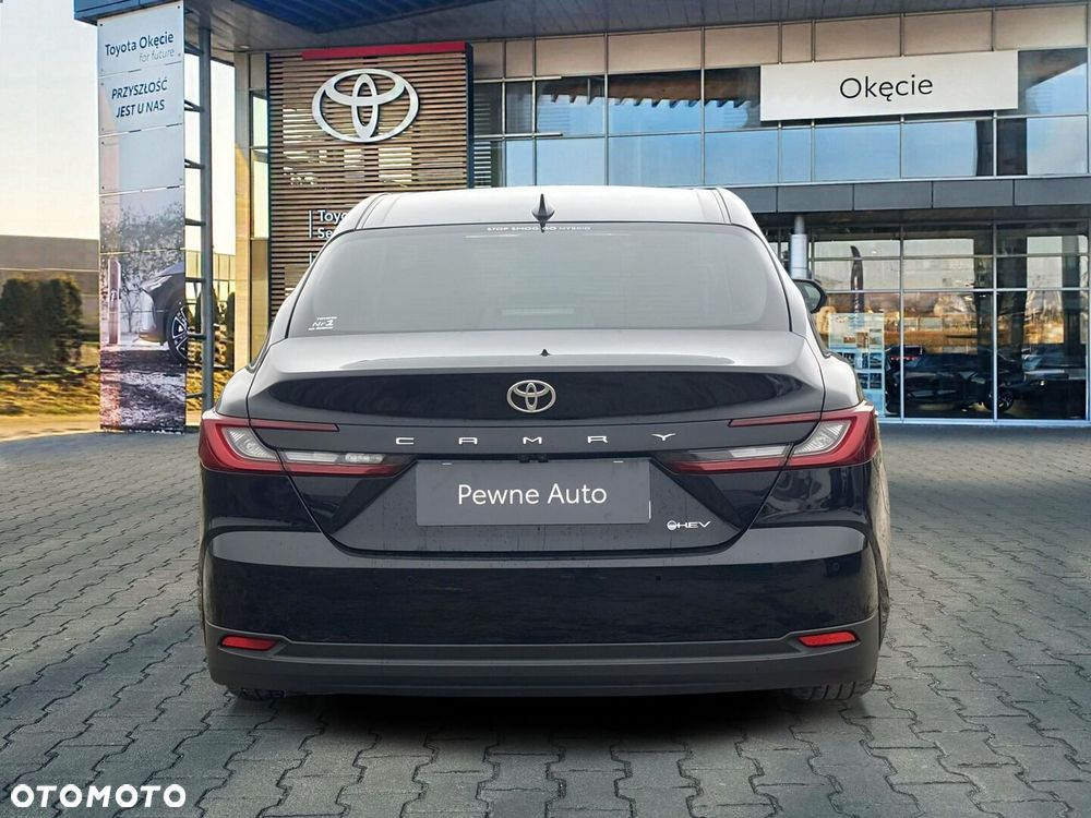 Toyota Camry 2025 photo 4