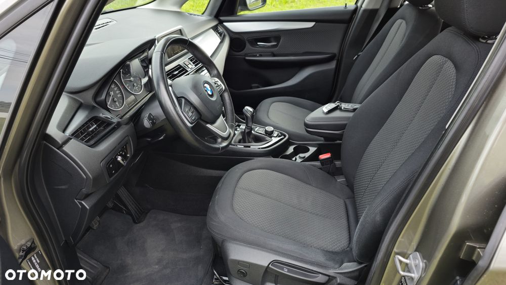 BMW Seria 2 216i Active Tourer - 10