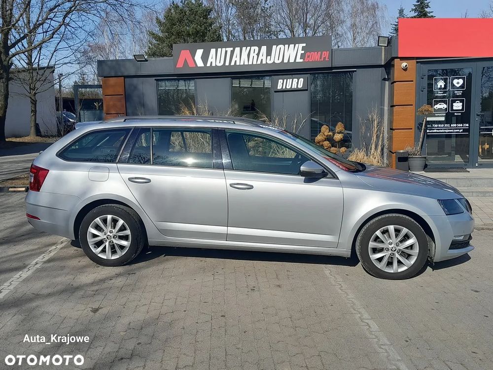 Skoda Octavia 1.6 TDI SCR Ambition - 9