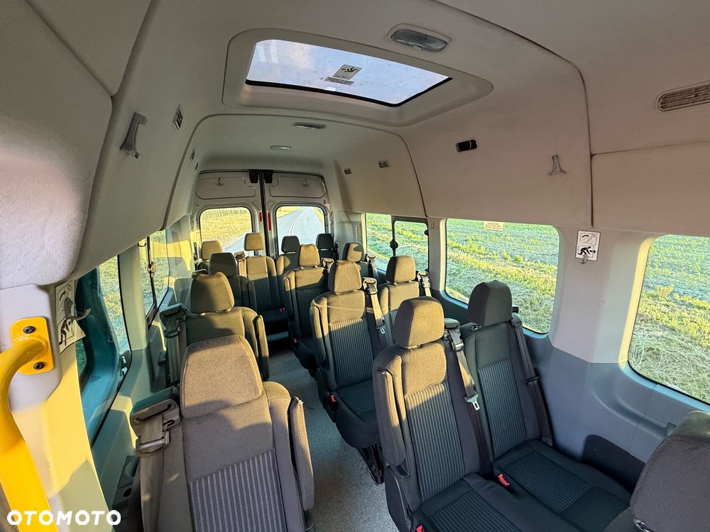 Ford Transit 18 osobowy - 10
