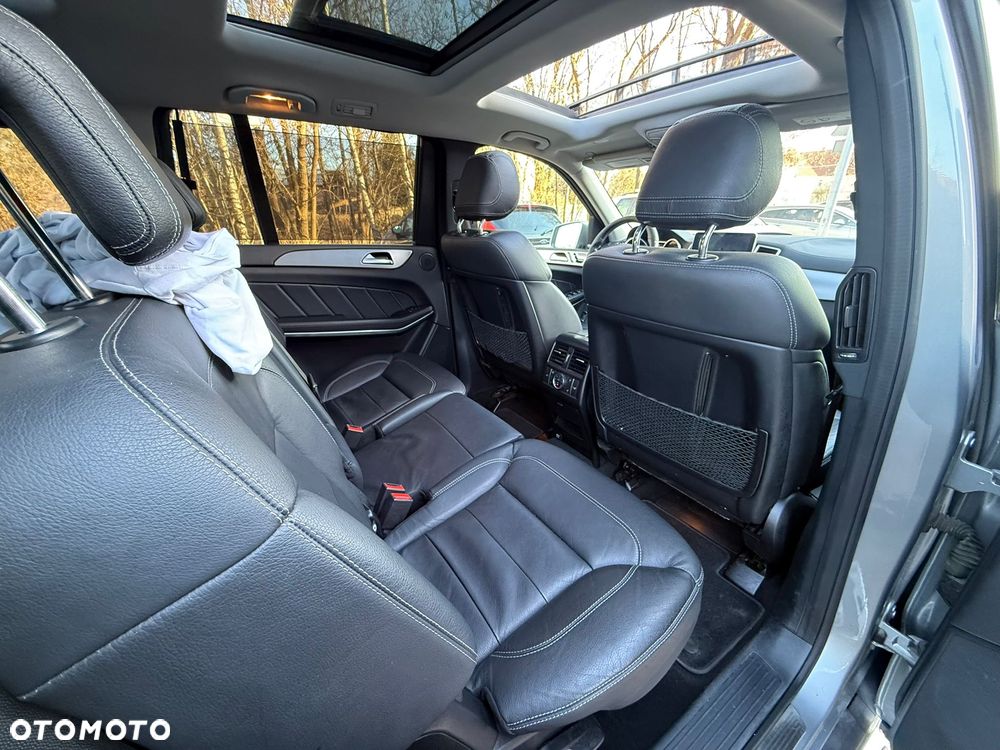 Mercedes-Benz GL - 25