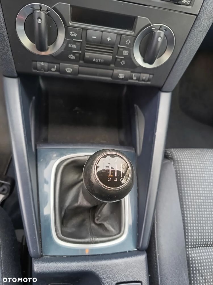 Audi A3 Sportback 2.0 TDI Ambiente - 18