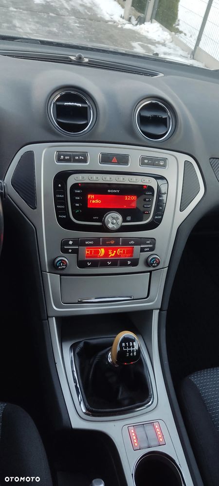 Ford Mondeo 2.0 TDCi Viva Trend - 17