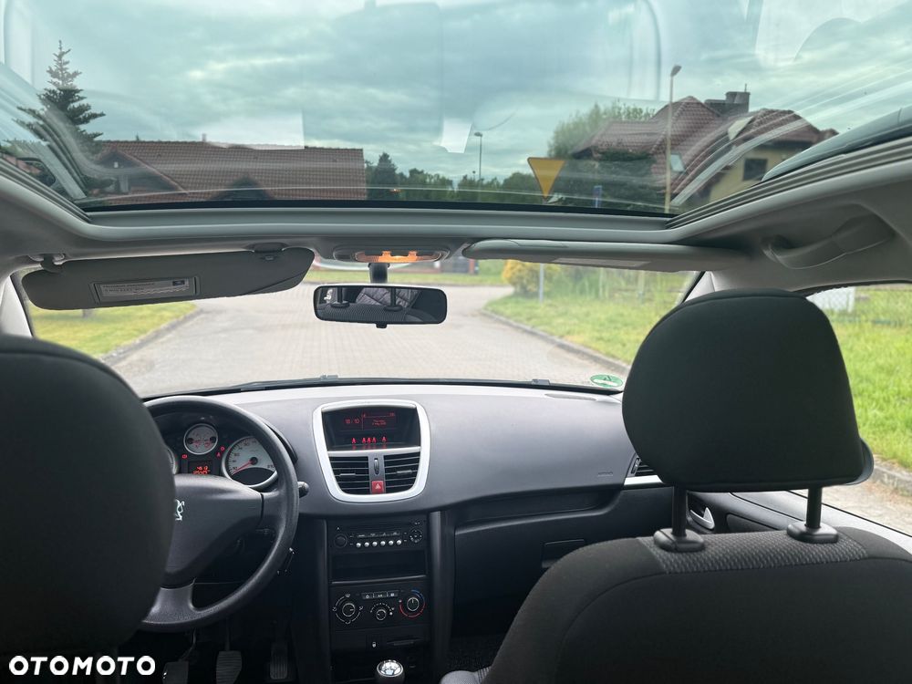 Peugeot 207 95 VTi Urban Move - 10